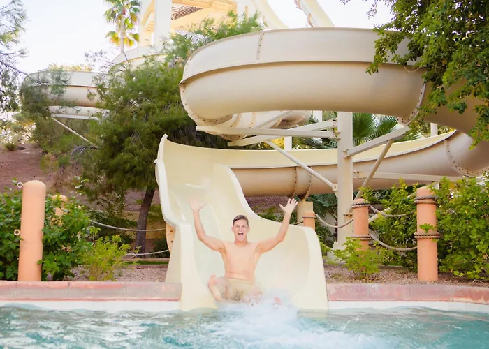 Resort Arizona Grand Phoenix