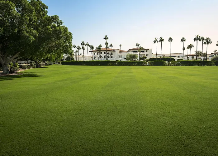 Arizona Grand Resort 4*